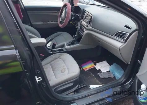 2017 Hyundai Elantra Se z USA, uszkodzony, nr VIN KMHD74LF2HU078302